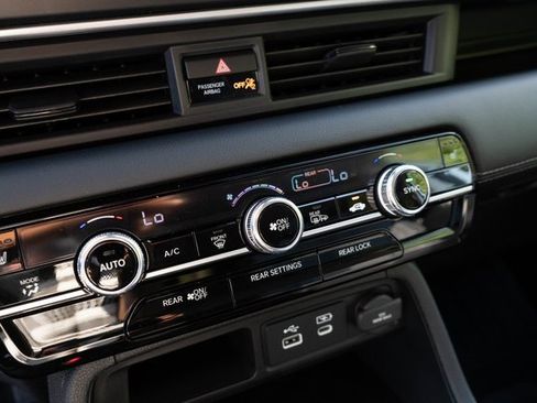 New 2025 Honda Pilot EX-L image 23