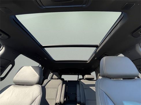 Certified 2023 Chevrolet Tahoe Z71 w/ Z71 Off-Road Package image 26