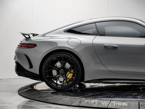 Used 2024 Mercedes-Benz AMG GT 55 image 22