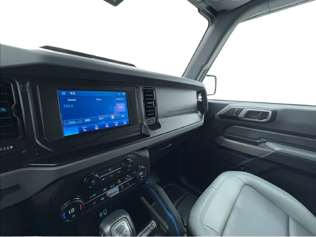 Used 2023 Ford Bronco Black Diamond AWD/4WD image 41
