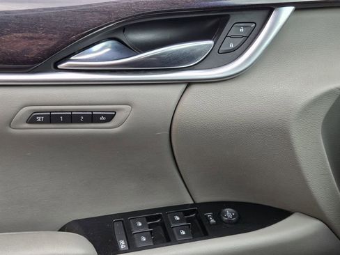 Used 2014 Cadillac XTS Luxury FWD image 13