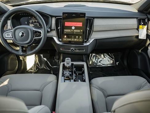 New 2026 Volvo XC90 B6 Plus w/ Protection Package Premier image 20