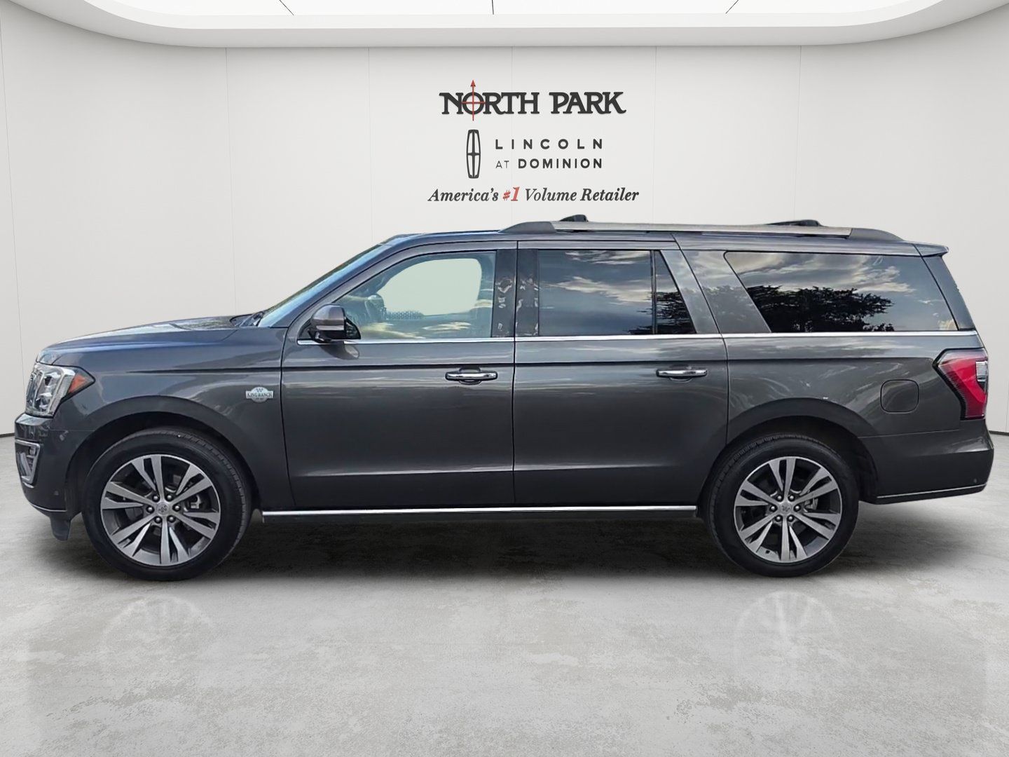 Used 2020 Ford Expedition Max King Ranch w/ Cargo Package RWD image 2