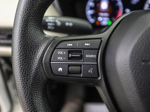 Used 2024 Honda HR-V LX image 12