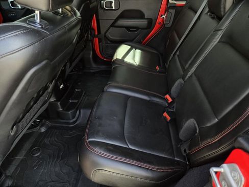 Used 2020 Jeep Wrangler Unlimited Rubicon w/ Dual Top Group image 13