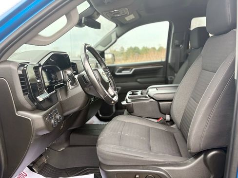 Used 2022 Chevrolet Silverado 1500 LT AWD/4WD image 11
