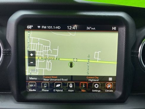 Used 2021 Jeep Wrangler Unlimited Sahara w/ Cold Weather Group image 24