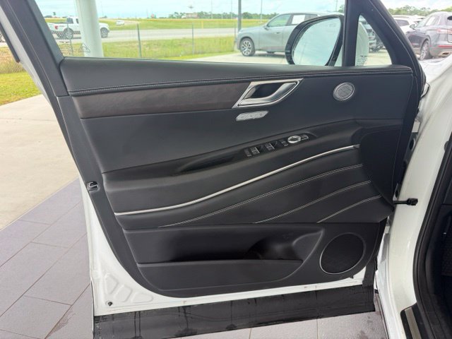 Used 2024 Genesis GV80 3.5T AWD/4WD image 11