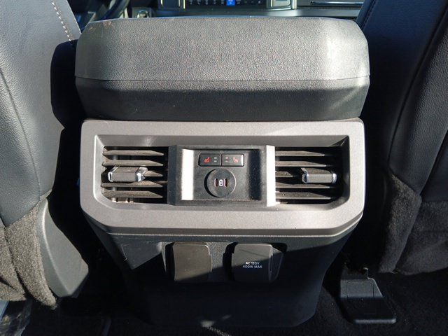 Used 2023 Ford F250 Lariat w/ Sport Appearance Package AWD/4WD image 14