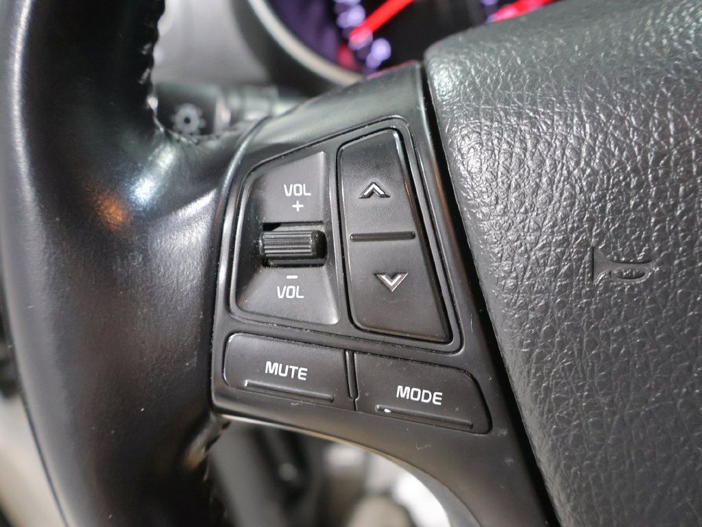 Used 2014 Kia Sorento LX AWD/4WD image 32