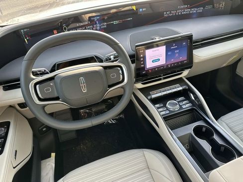 New 2026 Lincoln Nautilus Reserve image 28