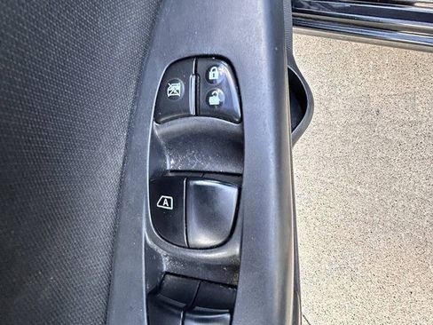 Used 2016 Nissan Sentra S FWD image 13