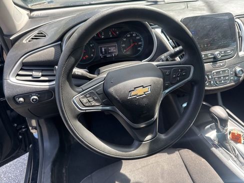 Used 2022 Chevrolet Malibu LT image 10