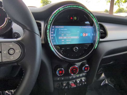 Used 2022 MINI Cooper S FWD image 30