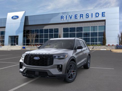 New 2026 Ford Explorer ST-Line w/ ST-Line Street Pack image 3