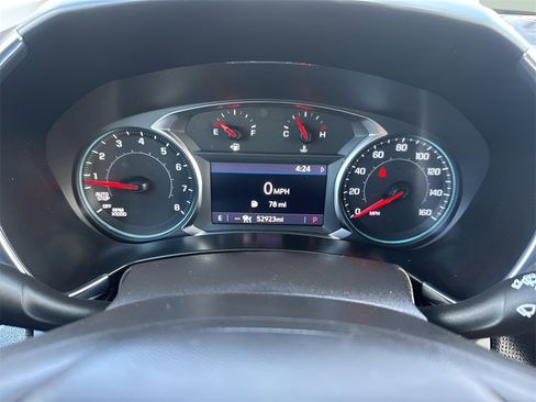 Used 2022 Chevrolet Equinox Premier image 20