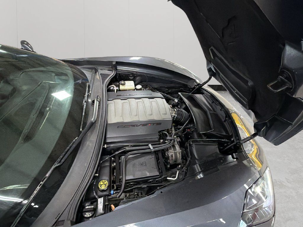 Used 2014 Chevrolet Corvette Stingray Convertible w/ 3LT Preferred Equipment Group RWD image 28