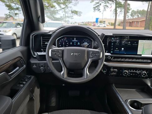 New 2026 Chevrolet Silverado 2500 LT w/ Trail Boss Package image 13