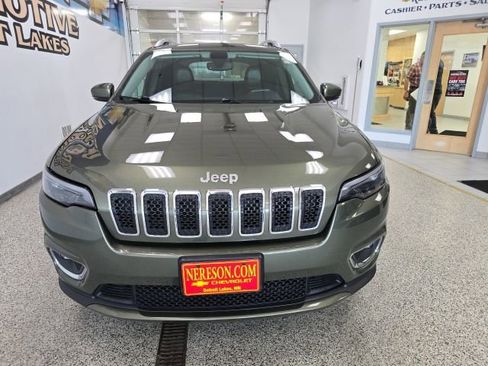 Used 2019 Jeep Cherokee Limited FWD image 2