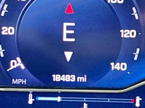 Certified 2024 Chevrolet Silverado 1500 High Country w/ Technology Package image 12