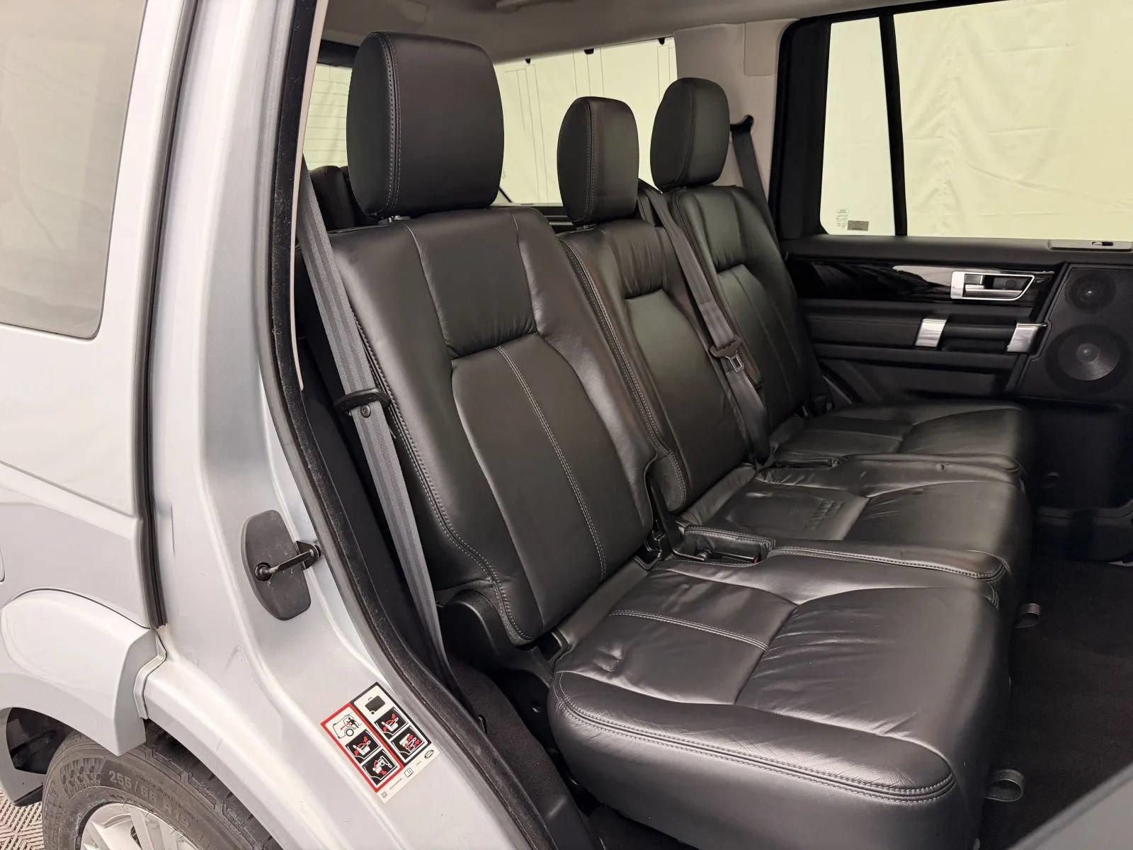 Used 2011 Land Rover LR4 HSE LUX AWD/4WD image 33