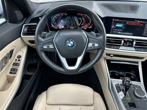 Used 2019 BMW 330i Sedan w/ Convenience Package image 15