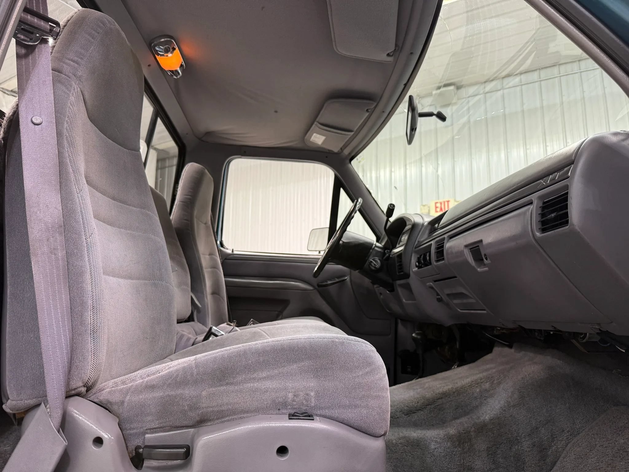 Used 1995 Ford F250 4x4 Regular Cab image 15