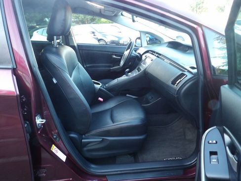 Used 2013 Toyota Prius Persona Series image 6