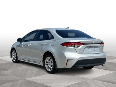 Used 2025 Toyota Corolla LE FWD image 6