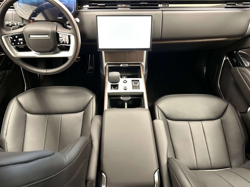 New 2027 Land Rover Range Rover Long Wheelbase SE AWD/4WD image 10