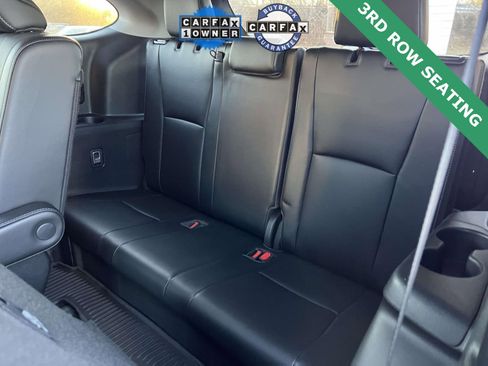 Used 2023 Toyota Highlander Limited image 18