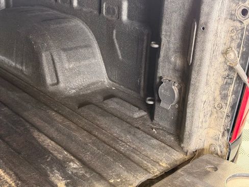Used 2019 Chevrolet Silverado 1500 LT Trail Boss AWD/4WD image 13