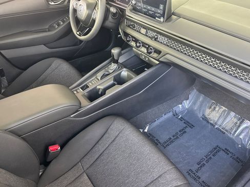Used 2026 Honda Accord LX image 34