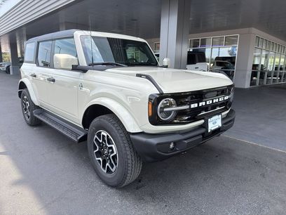 New 2026 Ford Bronco Outer Banks