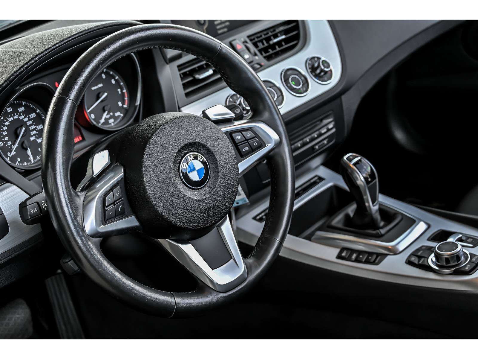 Used 2011 BMW Z4 sDrive35i RWD image 13