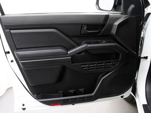 Used 2024 Toyota Tacoma SR RWD image 21