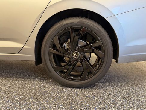 New 2026 Volkswagen Jetta SE FWD image 12