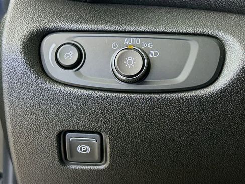 Used 2023 Chevrolet Blazer RS w/ Enhanced Convenience Package image 27