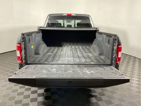 Used 2018 Ford F150 XLT w/ Equipment Group 302A Luxury AWD/4WD image 16