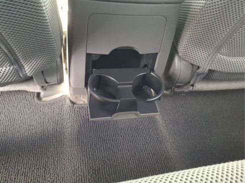 Used 2015 Nissan Frontier SV RWD image 16