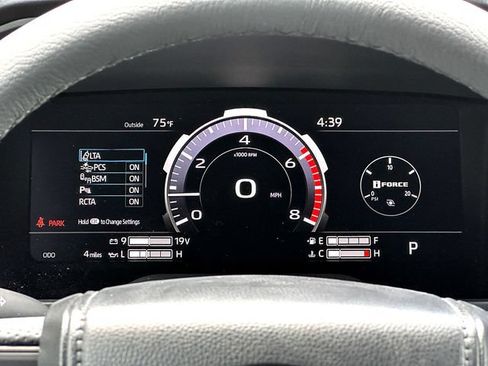 New 2026 Toyota Tundra Limited AWD/4WD image 18