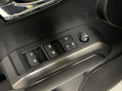 Used 2021 Toyota Tacoma TRD Off-Road w/ Technology Package image 15