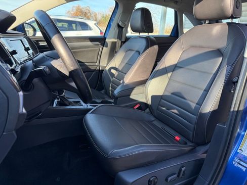 Used 2024 Volkswagen Jetta SE image 14