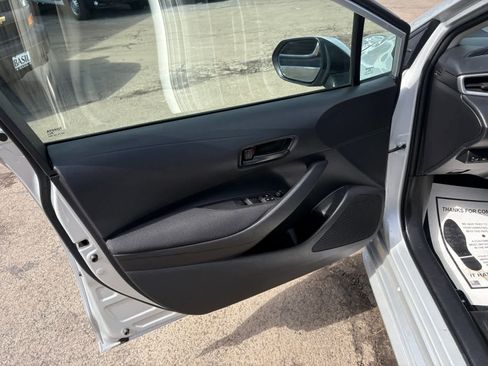 Used 2024 Toyota Corolla LE image 6