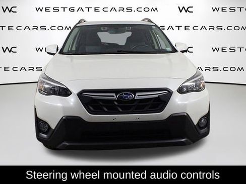 Used 2021 Subaru Crosstrek 2.0i Premium image 4