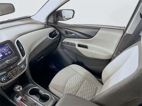 Used 2020 Chevrolet Equinox LT image 26