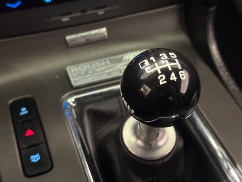 Used 2013 Ford Mustang GT Premium RWD image 14