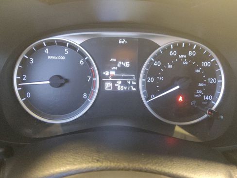 Used 2020 Nissan Versa S FWD image 23