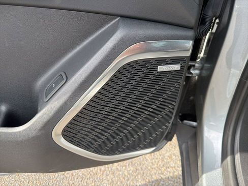 Used 2025 Buick Enclave Preferred image 57