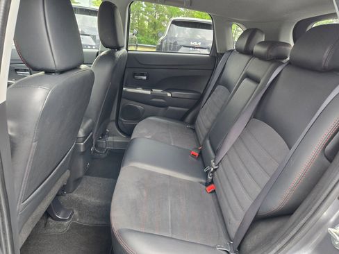 Used 2024 Mitsubishi Outlander Sport AWD image 31